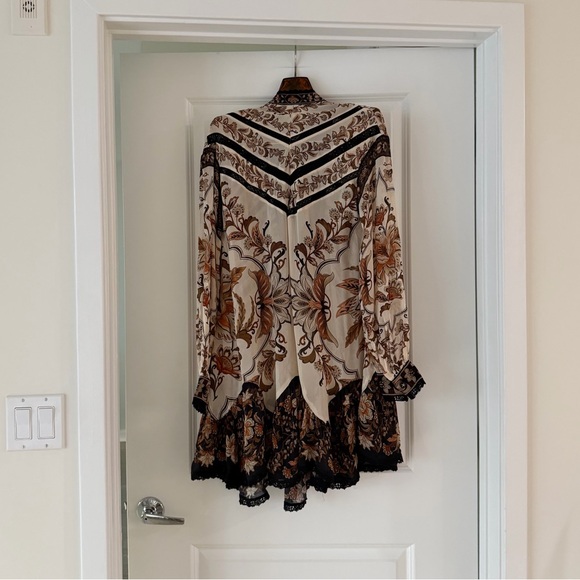 Farm Rio Sand Majestic Garden Lace Long Sleeve Mini Dress - Picture 7 of 8